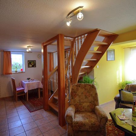 Holiday Home In Neustadt Am Rennsteig With Pond Εξωτερικό φωτογραφία