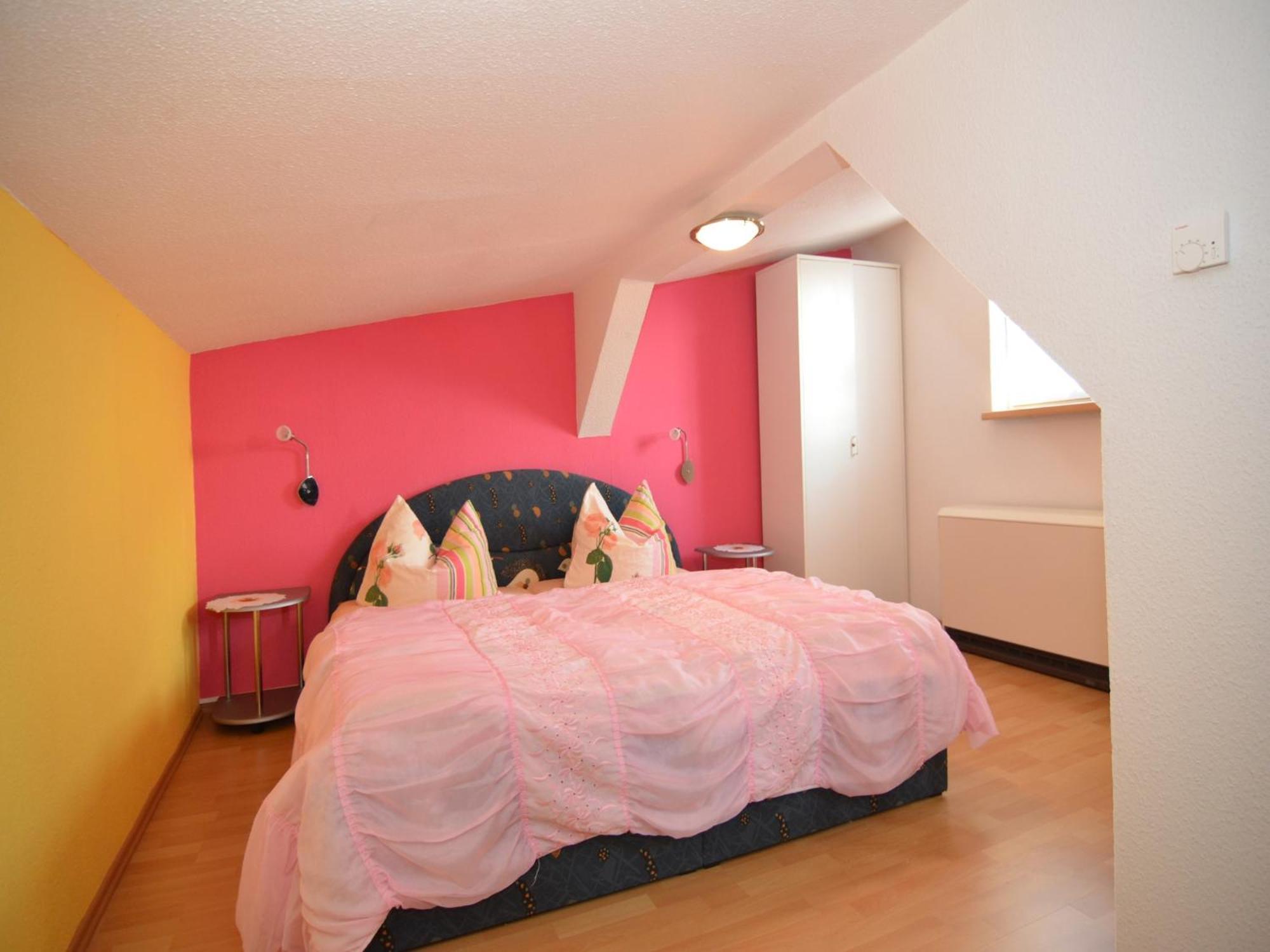 Holiday Home In Neustadt Am Rennsteig With Pond Εξωτερικό φωτογραφία