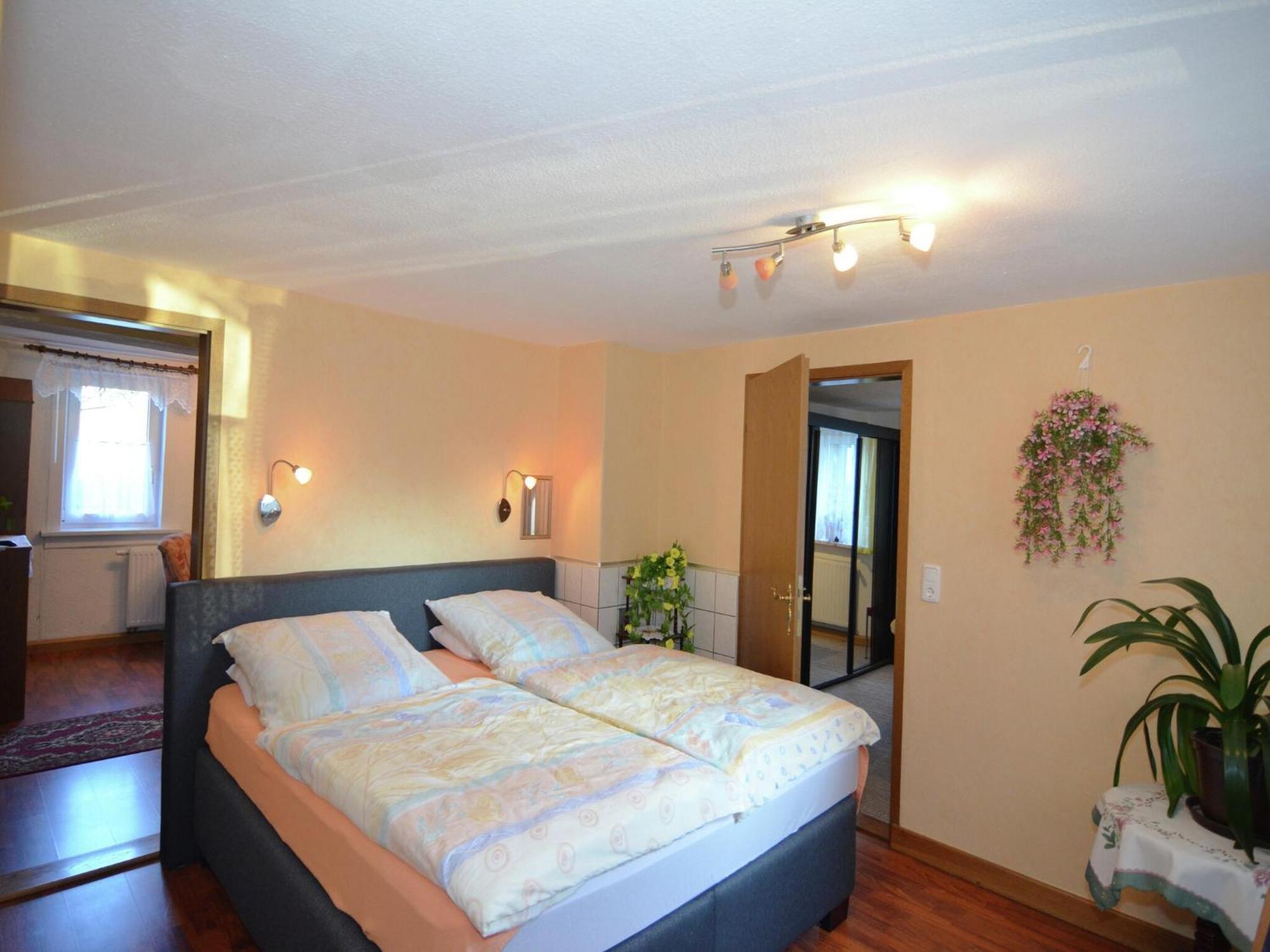 Holiday Home In Neustadt Am Rennsteig With Pond Εξωτερικό φωτογραφία