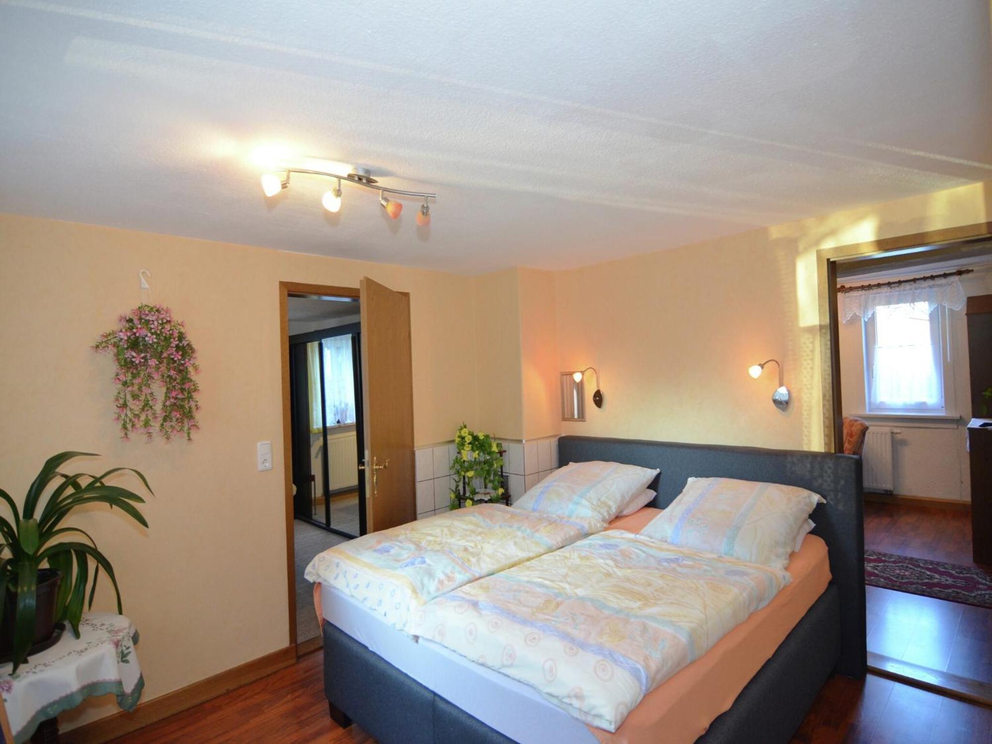 Holiday Home In Neustadt Am Rennsteig With Pond Εξωτερικό φωτογραφία