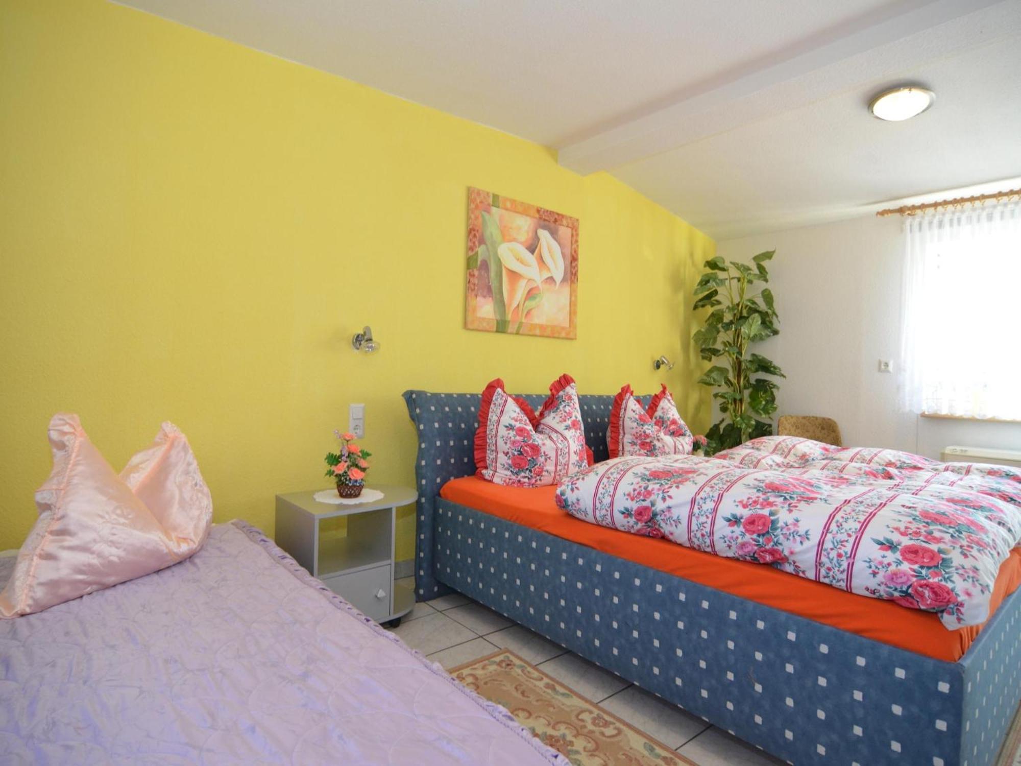Holiday Home In Neustadt Am Rennsteig With Pond Εξωτερικό φωτογραφία