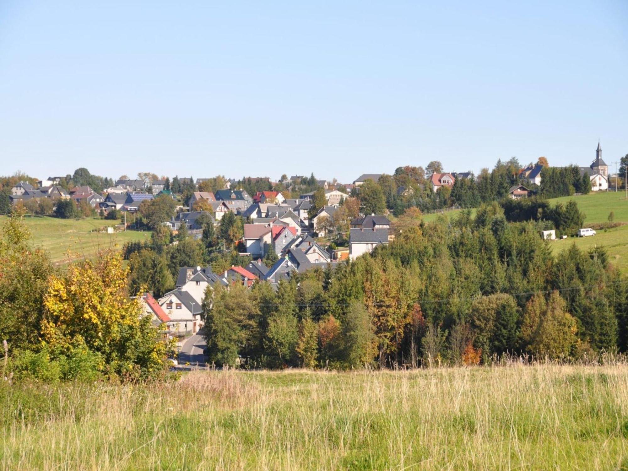 Holiday Home In Neustadt Am Rennsteig With Pond Εξωτερικό φωτογραφία